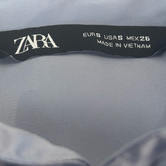 Zara Button up Shiny Top - Picture 3 of 3